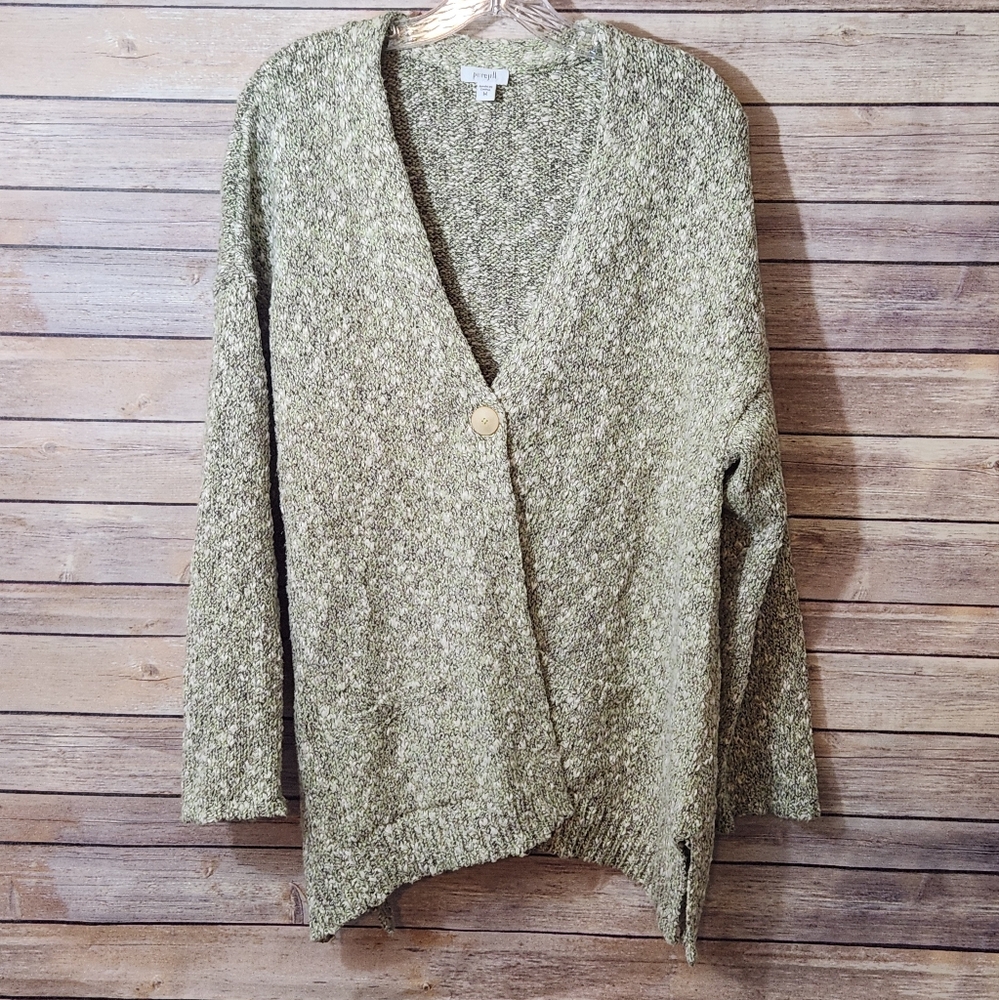 NWOT Soft Thick Cardigan